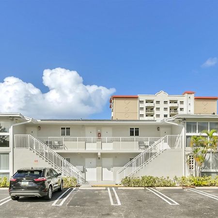 Bright Pompano Beach With Pool Access Dış mekan fotoğraf
